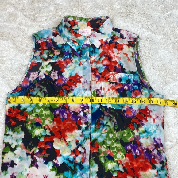 Parker Silk Watercolor Floral sleeveless Blouse. One of a kind - Picture 9 of 13